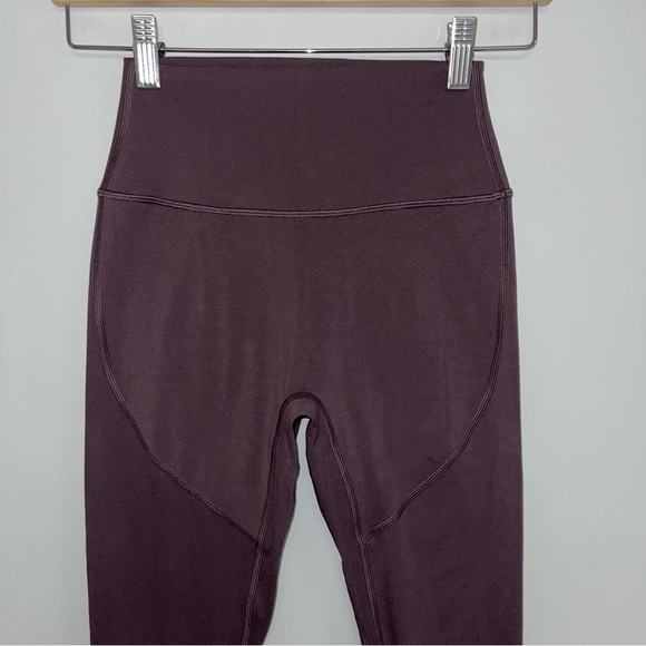 P’tula Leggings Women’s Size Small Purple Plum Cropped Capris High Waisted NWT - Picture 3 of 8